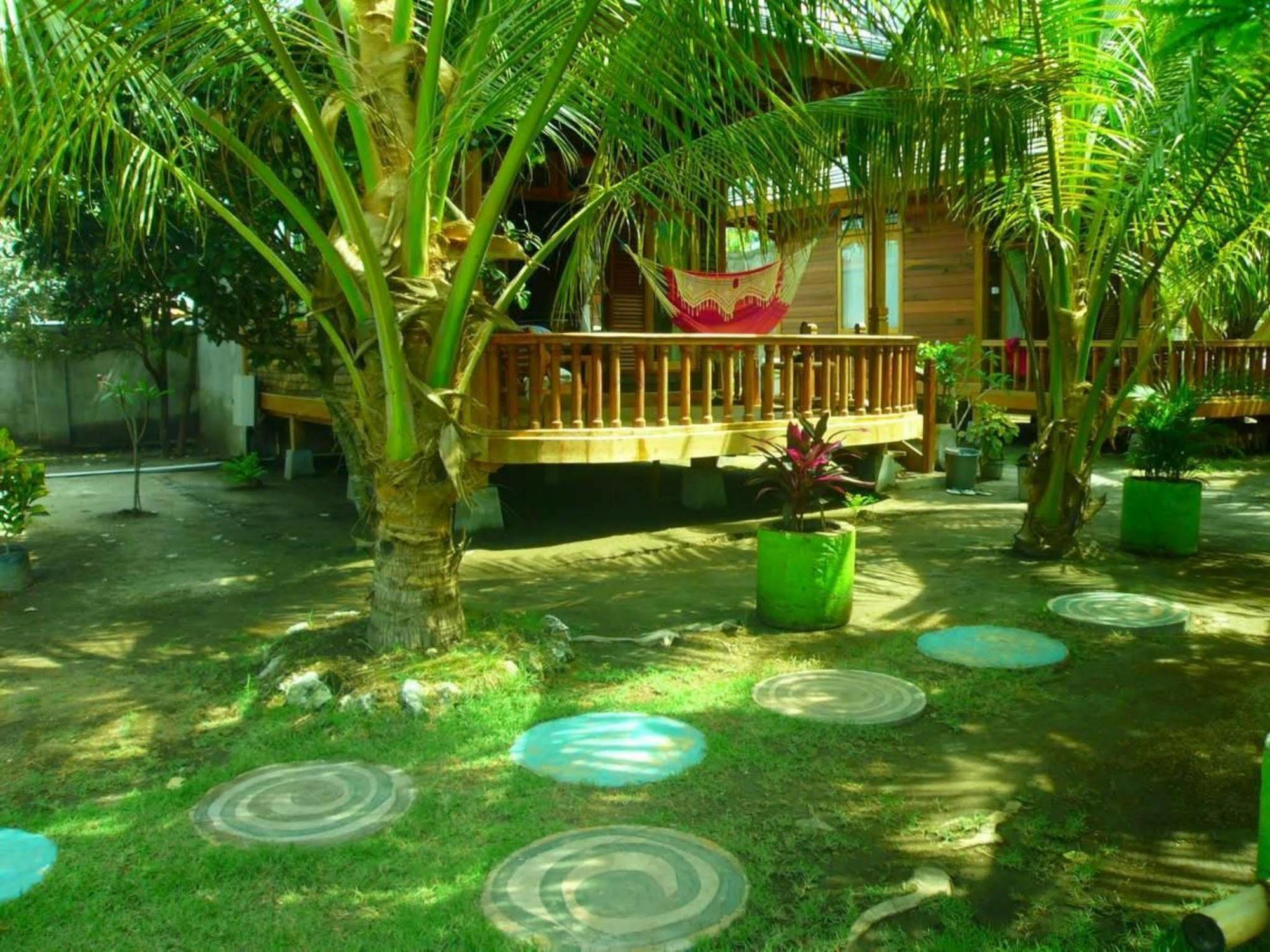 Bronze Bungalows Gili Meno Exteriör bild